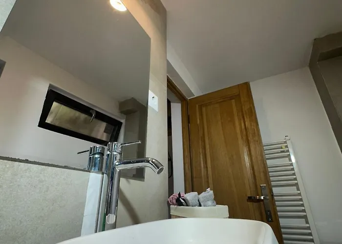 Апартаменты Aqua Free Parking Крайова