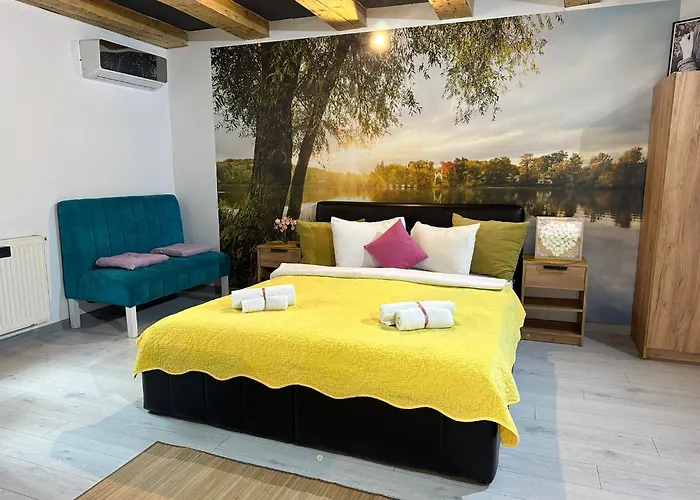 Апартаменты Aqua Free Parking Крайова